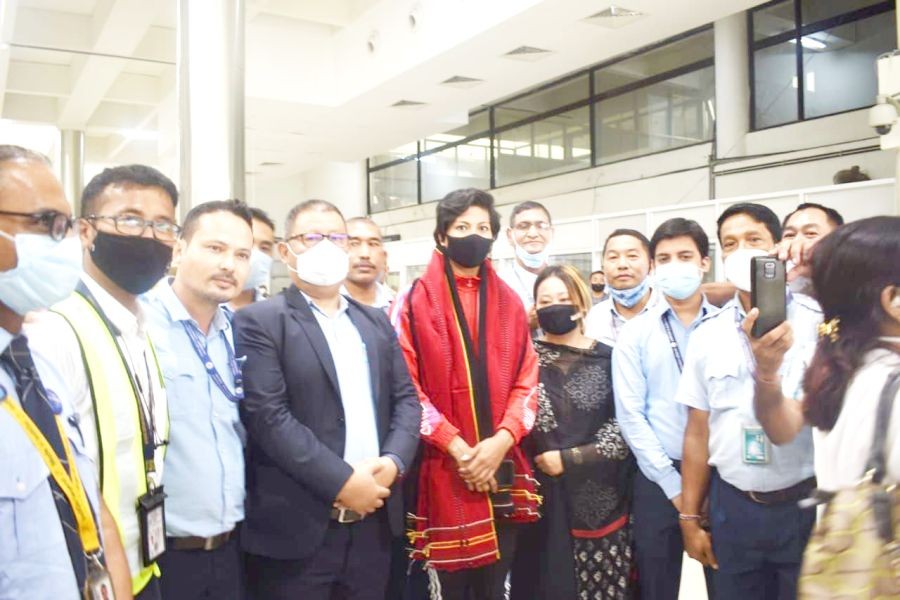 Boxer Lovlina Borgohain, who won a bronze medal at the recently concluded Tokyo Olympic 2020, is seen here with airport staff at the Dimapur Airport on August 17. Borgohain was travelling from New Delhi to her native village Baro Mukhia in Golaghat District, Assam. She transited at Dimapur Airport before continuing her onward journey. A team from the All Nagaland Kung-Fu Association led by Vice President All India Kung-Fu Federation Sifu master Raj Kumar and Kahuto G Achumi, Deputy Grand Master Black belt 5 Dan (ANKA) also held a reception for Borgohain.